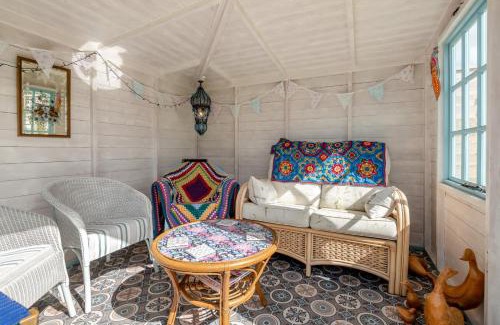 Westbury House | Picquet View