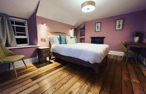 Llanddowror Hotel | Picton-House