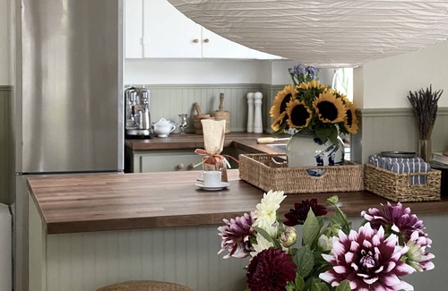 Greenport Cottage | Picture Perfect Greenport Cottage
