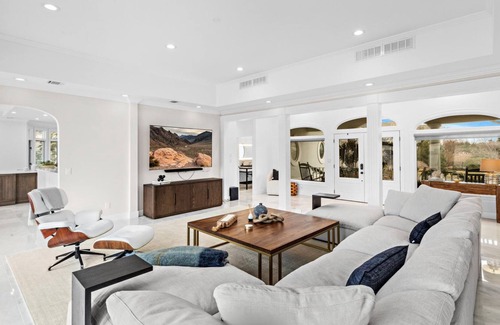 Monmouth Beach House | Picture Perfect Monmouth BEACH HOUSE on the Water!