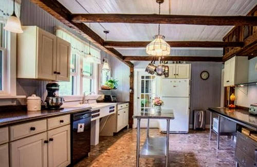 Dushore House | Picturesque family lodge on 28 acres in Sullivan 'county