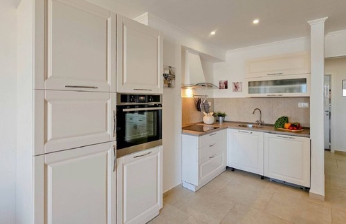 Novigrad Apartment | Picturesque flat on two floors with modern interior design