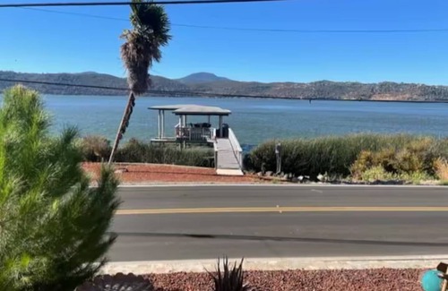 Clearlake Cabin | Picturesque lake and mountain view from 3-bedroom, 2 story home