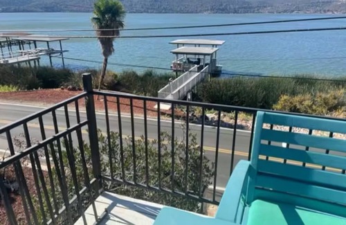 Clearlake Cabin | Picturesque lake and mountain view from 3-bedroom, 2 story home