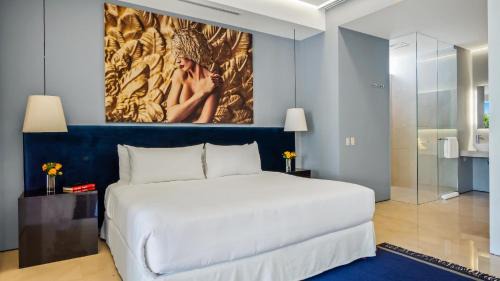 Romantic Zone House | PIER 57 - 211 Luxurious & Modern 1 BR Romantic Zone