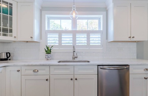 Narragansett Pier House | Pier Gem: Walk to Beach, Shops & Dining