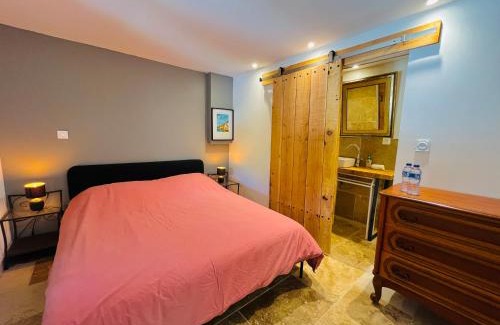 Grillon Apartment | PierrAnge