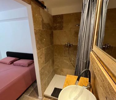 Grillon Apartment | PierrAnge