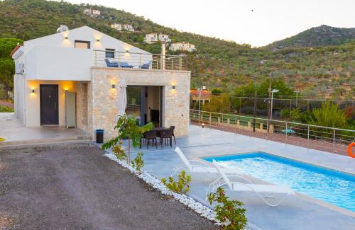 Mytilene House | Pierres Blanches Residences, with private pools