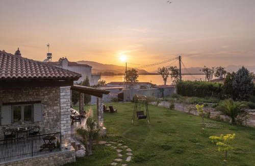 Aigio House | PIETRA VILLA Akoli beach