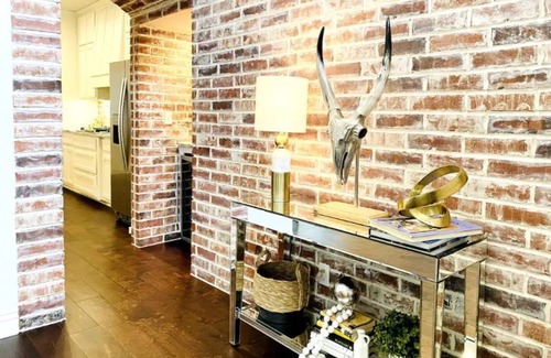 Fayetteville House | Pigasso Place - Modern Fayetteville home!