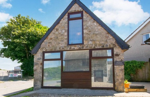 Scurlage House | Pigsty Cottage in the beautiful Swansea