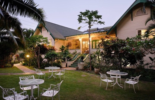 Wailuku Bed & Breakfast | Pikake Suite - Historic Elegance, Wailuku