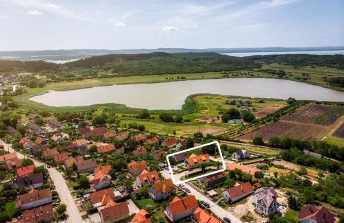 Tihany Apartment | Pilger Apartments