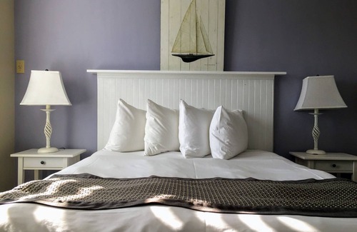 Commercial Street Hotel | Pilgrim House