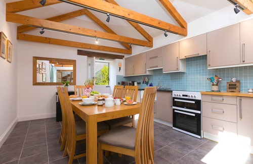 Saint Erth Praze House | Pilgrims Barn – Hayle – On-Site Parking – Courtyard Garden