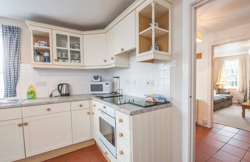 Solva Cottage | Pilgrims, Holiday Cottage Solva, Sleeps 5, 2 bedrooms, bathrooms