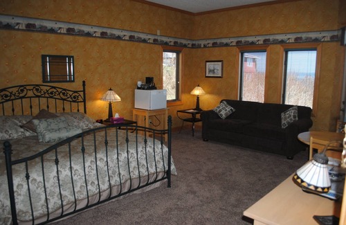 Bayfield Bed & Breakfast | Pilot House B & B Sleeps 4 in same room. King Bed & Queen Sofa Sleeper.
