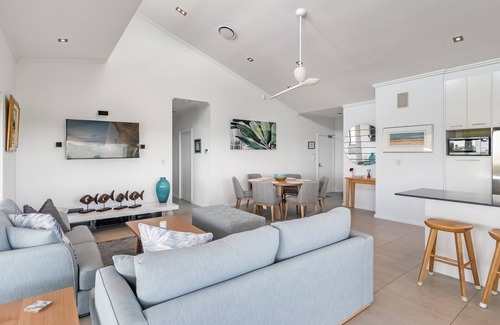 Yamba Apartment | Pilotage 4 | Best sunset views in town