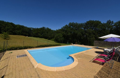 Saint-Martial-de-Nabirat House | Pimpeou - Charming holiday home with large garden, sauna and private pool