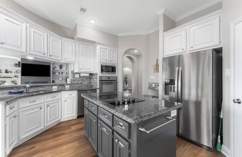 Walden on Lake Conroe House | Pine Arbor · Lake it easy! — Fish, Kayak, Yard, Boat, Sleeps 20