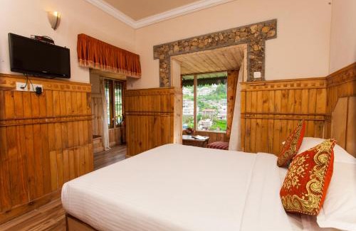 Kodaikanal Hotel | Pine Borough Inn