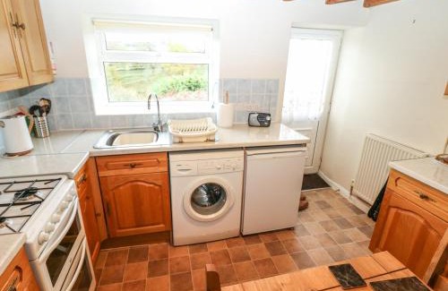 Youlgreave House | Pine Cottage