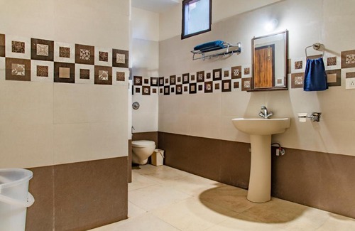 Kumarhatti Apartment | Pine Hills Kasauli - By BlackPearl