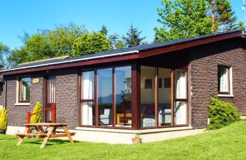 Dingwall House | Pine Lodge