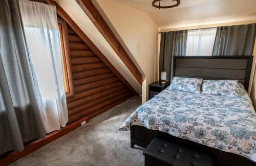 Pine Mountain Club House | Pine Mountain Club Family House