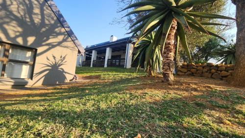 Newcastle Villa | Pine&olive in Vulintaba