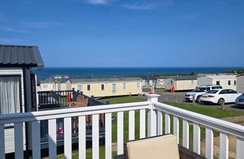 Reighton House | Pine Ridge a8