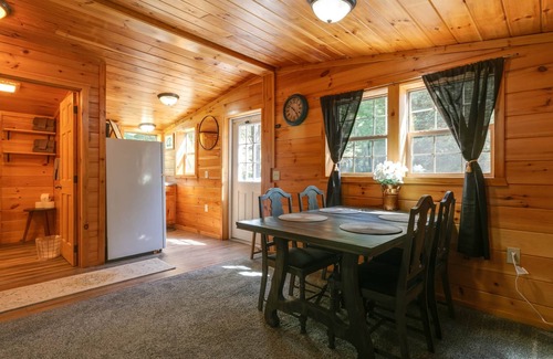 Wellsboro House | Pine Ridge Cabin: an all-seasons Wellsboro getaway