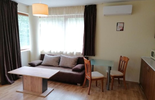 Shiligarnika Apartment | Pine trees apartments