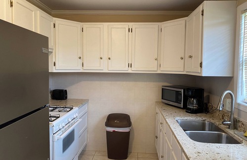 Biloxi House | Pinecone Biloxi Beachside Rentals-2