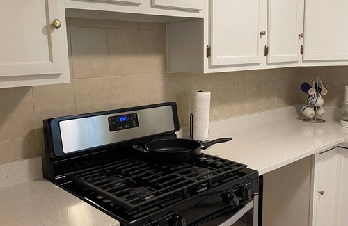 Biloxi House | Pinecone Biloxi Beachside Rentals-1
