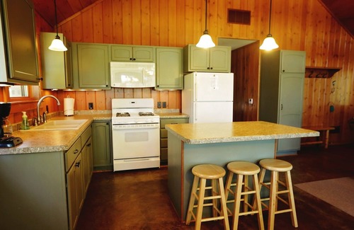 St Germain Cabin | PineCone Cabin located on Little St Germain Lake