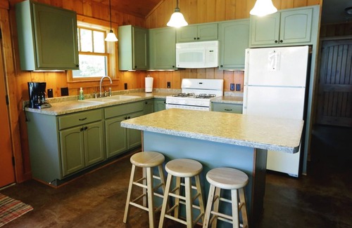 St Germain Cabin | PineCone Cabin located on Little St Germain Lake