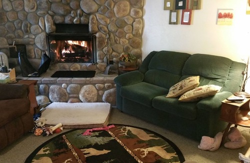 Darby House | Pinecone Ridge House. Great Montana fun for guests for vacation or temp home!