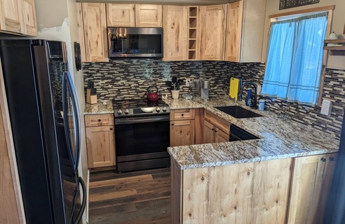 Pinecrest Condo | Pinecrestarearentals #12 Leland Snowplay Book 2 nights get 3rd free 1/24-2/9