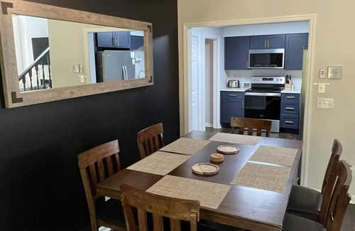 Pinehurst House | Pinehurst Manor - Beautifully renovated 2B/2B Townhome