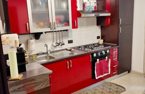 Castellana Grotte Apartment | Pinewood Central House