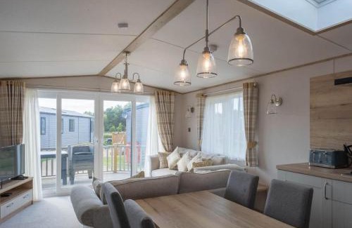 Wells-next-the-Sea Cabin | Pinewoods Beach Luxe no.3 – dog friendly
