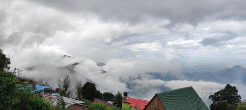 Vattakanal House | Pink Floyd Cottage