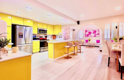 Bay Terraces Villa | Pink Luxe Spa Retreat SALE 3 Nights with Pool, Fully Equipped Kitchen & Dome
