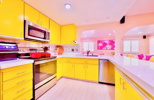 Bay Terraces Villa | Pink Luxe Spa Retreat SALE 3 Nights with Pool, Fully Equipped Kitchen & Dome
