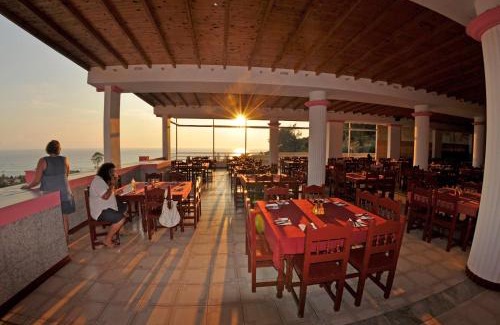 Agios Gordios Hotel | Pink Palace Beach Resort