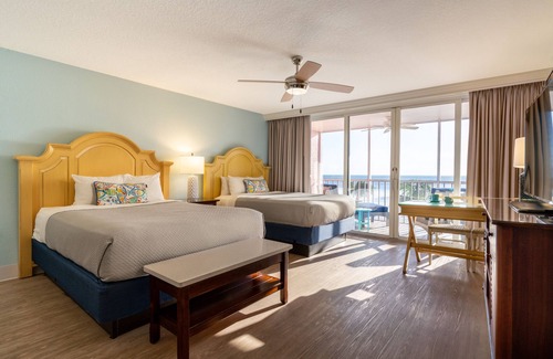 Fort Myers Beach Resort | Pink Shell Beach Resort and Marina