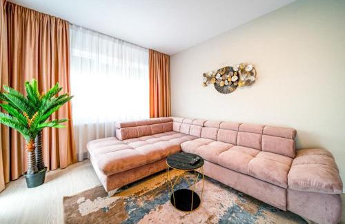 Ghimbav Apartment | Pink Velvet RK Ghimbav