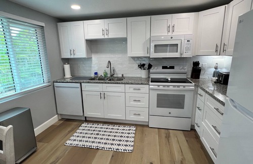 Englewood Cottage | Piping Plover at Shorebirds, 3 Min Walk to Beach Sunsets, Bikes, Kayaks and more